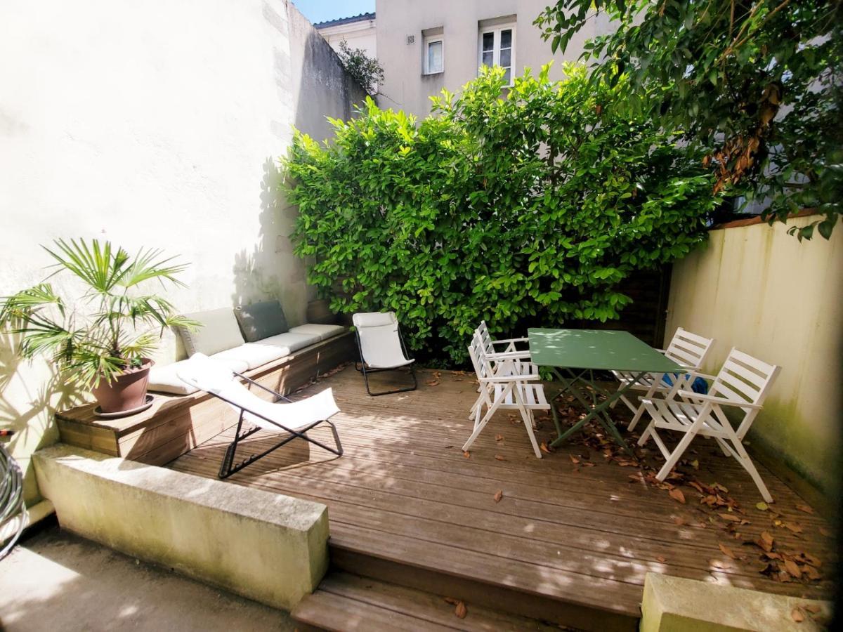 La Maison De Ville 76M2 Avec Terrasse De 22M2 La Rochelle  Exterior foto